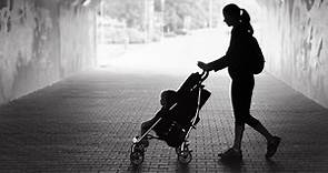 單親媽媽勒斃子女案：媽媽們的照顧壓力與有苦難言，每天都在真實上演 - The News Lens 關鍵評論網
