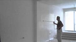 Airless spray painting 160 m2 in 8 minutes