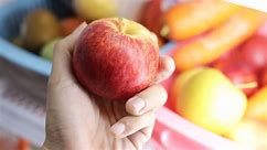 Should You Refrigerate Apples to Keep Them Fresh? Here's What the Experts Say