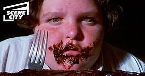 Matilda: Escena Bruce vs. Torta de Chocolate (Pam Ferris)