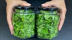 保存香菜原來這麼簡單，放1年和新鮮的一樣，隨吃隨取一點不浪費，真的太方便了 ， A recipe of ， Life Hacks Preserved cilantro 保存香菜