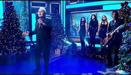 Engelbert Humperdinck LIVE "Snowy Christmas (Medley)" on This Morning UK