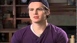 Jonathan Groff interview on the set of Twelve Thirty [2011]
