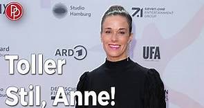 "Barcelona-Krimi"-Star Anne Schäfer: So stylisch sieht sie im echten Leben aus • PROMIPOOL