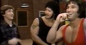 WWF Superstars - The Rock & Ken Shamrock on That 70's Show Episode (1999-02-07)