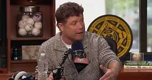 Sean Astin shares details about Rudy (10/14/15)