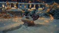 Marks and Spencer Food mittens Christmas advert