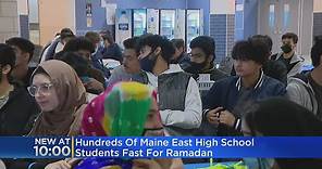 Hundreds of Maine East High School students fast for Ramadan