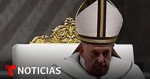El papa Francisco dirige el servicio de la Pasión en El Vaticano