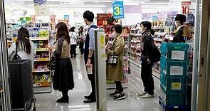 【新冠肺炎】民眾擔憂東京封城　超市食物日用品遭搶購一空