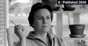 Harper Lee, Author of ‘To Kill a Mockingbird,’ Dies at 89