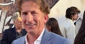 The day before Fallout dropped, we told Bethesda’s Todd Howard that IGN gave the Fallout TV show a 9/10! #fallout #ign #review #tv #show #toddhoward #bethesda #redcarpet #premiere #videogames #adaptation #streaming #reaction