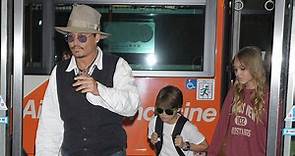Johnny Depp: suo figlio Jack ha 19 anni ed è il suo sosia (FOTO)