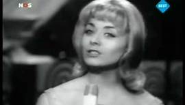 Eurovision Song Contest 1962 - Isabelle Aubret - Un Premier Amour (WINNER)