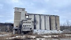 Exploring the ABANDONED Alpha Portland Cement Plant (Jamesville, NY)