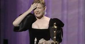 Dianne Wiest winning Best Supporting Actress for "Hannah and Her Sisters"