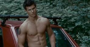 (*This one's for the ladies) Shirtless Scenes in 'The Twilight Saga'