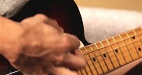 NUEVO 🔥📦. Fender Player Plus Nashville con puente de Tele moderno, con seis monturas de acero fundido, aporta un toque de brillo al sonido, al tiempo que garantiza una entonación precisa. | JP Musical