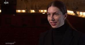 Nordmagazin: 26-jährige Anna Handler dirigiert Neujahrskonzert in Schwerin