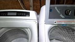 GE Top Load Washer GTW720BSNWS Washing two Dog beds and very small blanket