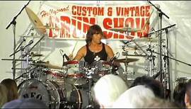 Bryan Hitt Plays Roll With The Changes at the Hollywood Drum Show Oct 18, 2009.m4v