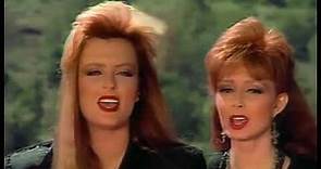The Judds - Love Can Build A Bridge (Official Music Video)