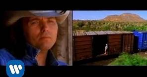 Dwight Yoakam - A Thousand Miles From Nowhere (Video)