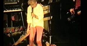Blondie - Rip Her to Shreds - 1977 - Live.mp4