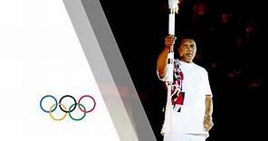 Muhammad Ali lights the the Olympic Flame at Atlanta 1996
