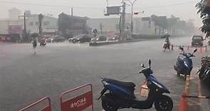 西南風發威！ 台南永康區瞬間暴雨一度淹水