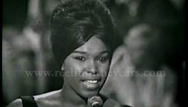 The Shirelles- "Will You Still Love Me Tomorrow" Live 1964 (Reelin' In The Years Archive)