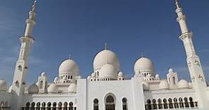 Abu Dhabi – (E.A.U. – Emirati Arabi Uniti)