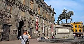 "El caballito", el trote de una escultura imperial | Estatua Ecuestre de Carlos IV