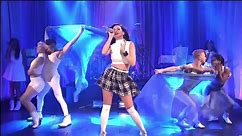 Katy Perry - Walking On Air (Live from Saturday Night Live)