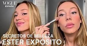 Ester Expósito: skincare y maquillaje glowy con pequitas | Secretos de Belleza | VOGUE España