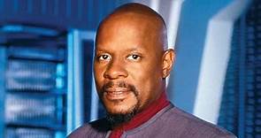 Avery Brooks Bio, Net Worth, Married, Wife, and Family
