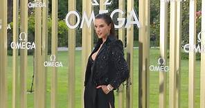 Alessandra Ambrosio visita el Palacio de Liria en Madrid como embajadora de ‘Omega’ | ¡HOLA! TV
