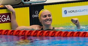 Ariarne Titmus sets world record, Canada's McIntosh swims to 4th in 400m freestyle
