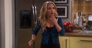 Kelly Stables as Eden on 'The Exes'