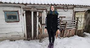 The life of a girl in a Ukrainian village. Favorite food of Ukrainians