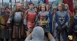La regina Isabella incorona il figlio Edoardo III (episodio 1)