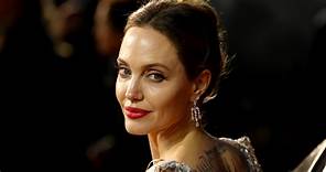 Una foto di Angelina Jolie mostra tutta la somiglianza con la figlia Vivienne