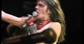 Saxon - And the Bands Played On (live '83)