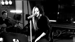 Avril Lavigne- Push Live (Walmart 2011)