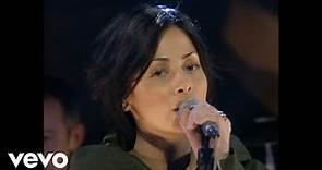 Natalie Imbruglia - Torn (Live from Top of The Pops: Christmas Special, 1997)