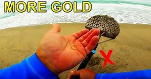 Finding Gold On The Beach Metal Detecting! Treasure Hunting On The Beach.