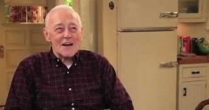 John Mahoney Talks About His Return to Hot in Cleveland