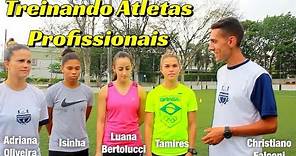 Tamires, Luana Bertolucci e Isinha treinando - Futebol Feminino