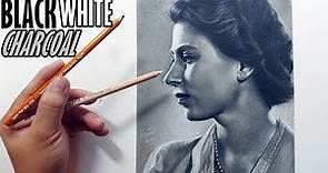 QUICK Pencil Drawing! Draw Fast & Easy Portraits using Black & White Charcoal