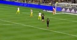 SAVE: Eloy Room, Columbus Crew - 52nd minute